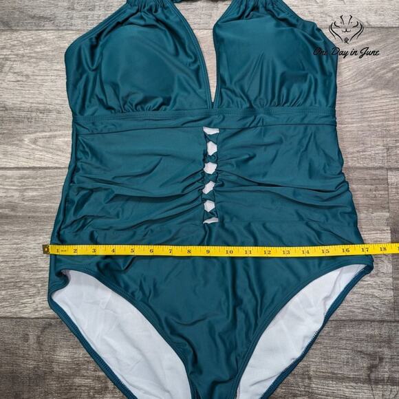 Charmo V Neck One Piece Swimsuit Size 2XL - Picture 3 of 5